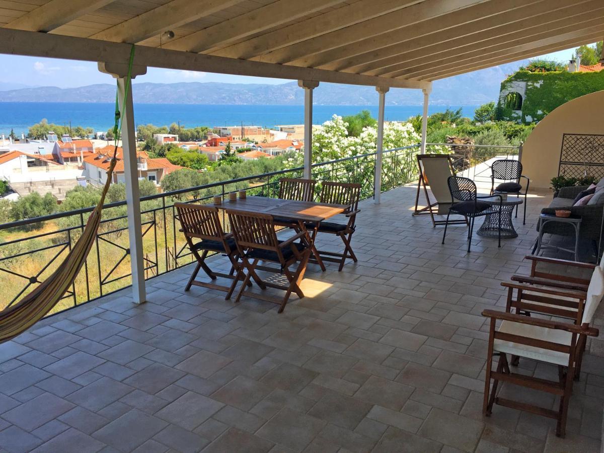 Corinthian Sun - Vacation Home Eksteriør billede