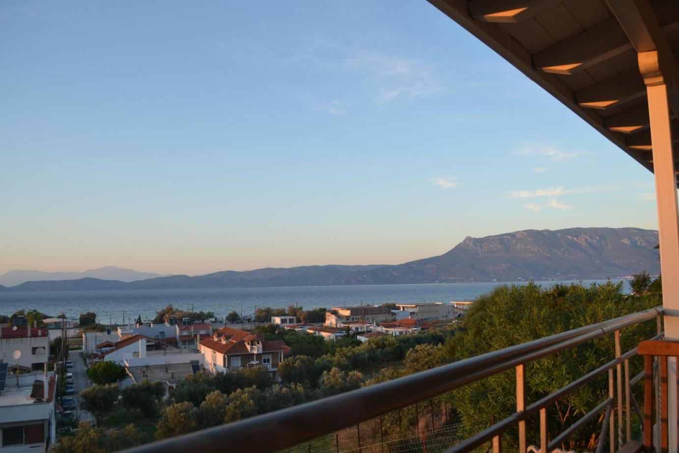Corinthian Sun - Vacation Home Eksteriør billede